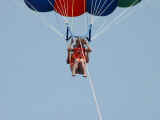 2005.05.19-parasail-032.JPG (40057 Byte)
