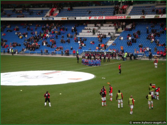 2007.12.09-fcbxamax001.jpg