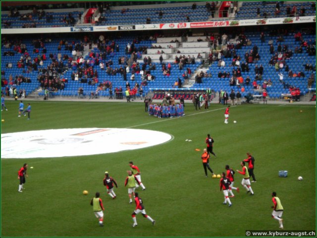 2007.12.09-fcbxamax004.jpg