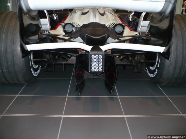 2009.04.26-sauberbmw-037.jpg